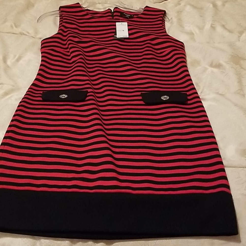 Dress - Picture 2 of 5